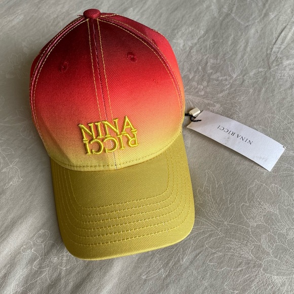 Nina Ricci BNWT ombré hat - Picture 1 of 7